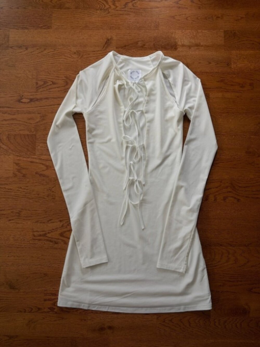 With Jean Midnight White Long Sleeve Mini Dress Lace Up Tie Front Cutout Stretch